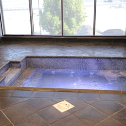 室內游泳池