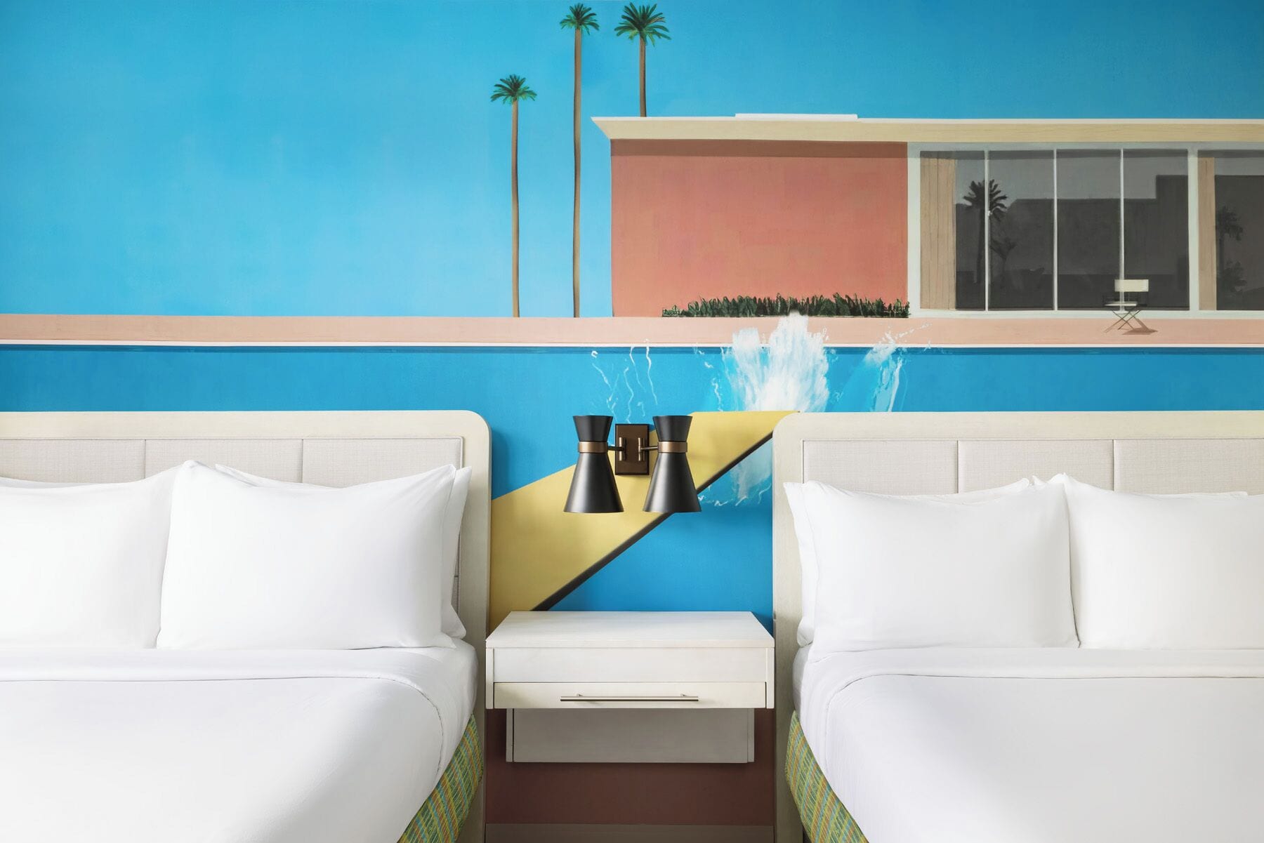 premium bedding, pillow-top beds, in-room safe, desk