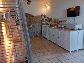 Free daily buffet breakfast  - Buona Stella (Pimonte)