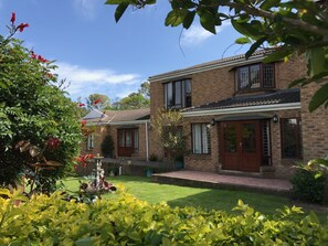Front of property - Blue Fern of Knysna (Knysna)