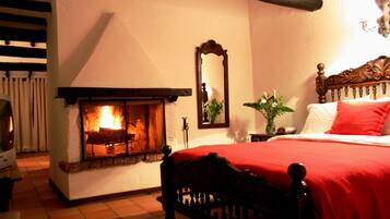 Ropa de cama de alta calidad, escritorio y cunas gratuitas