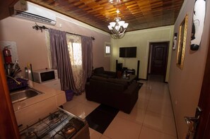 Studio | Private kitchenette