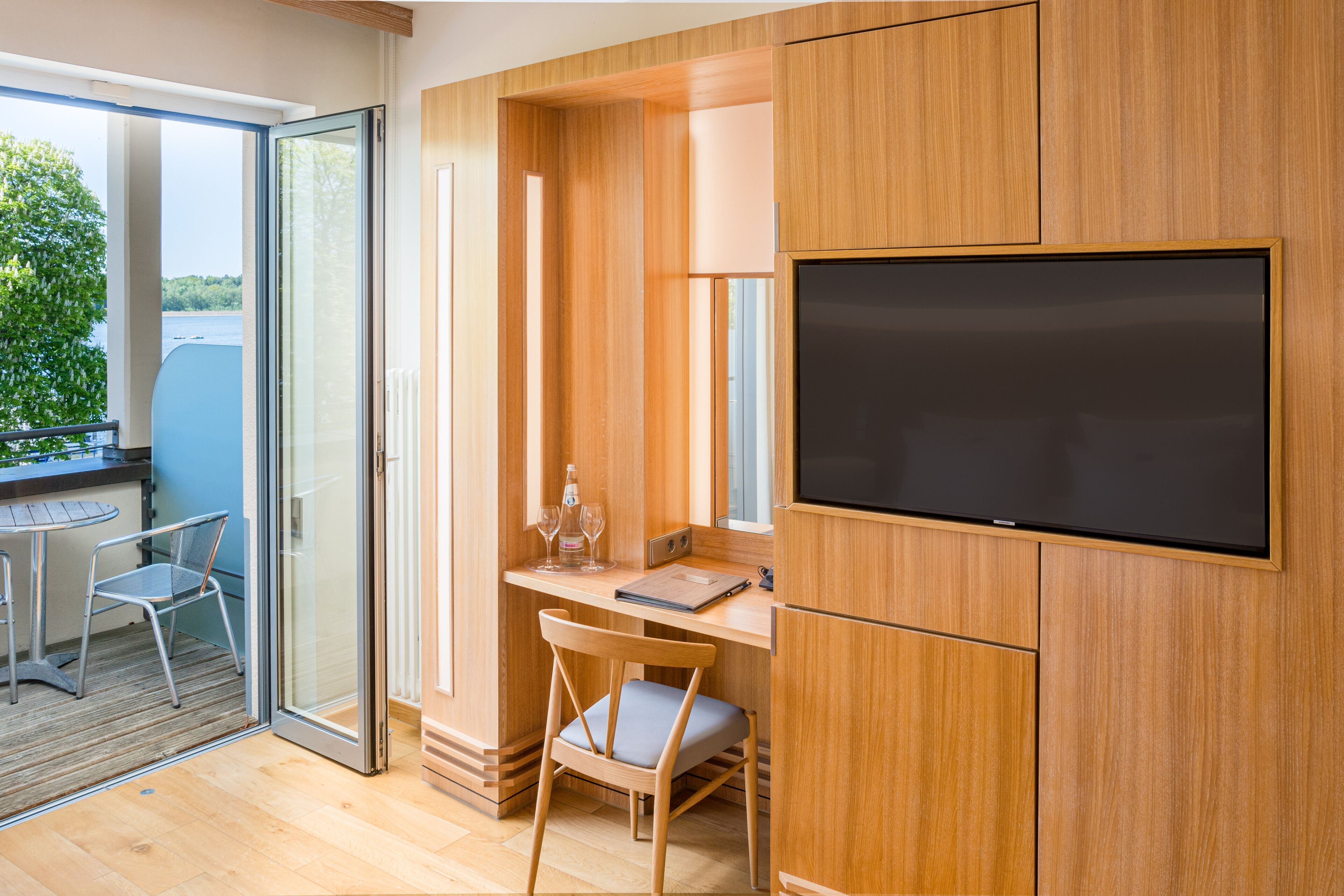 superior double room, lake view | 1 bedroom, minibar, desk, rollaway beds