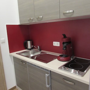 Fridge, espresso maker, coffee/tea maker, electric kettle - Eifel Quartier Em Garstüffje (Mechernich)