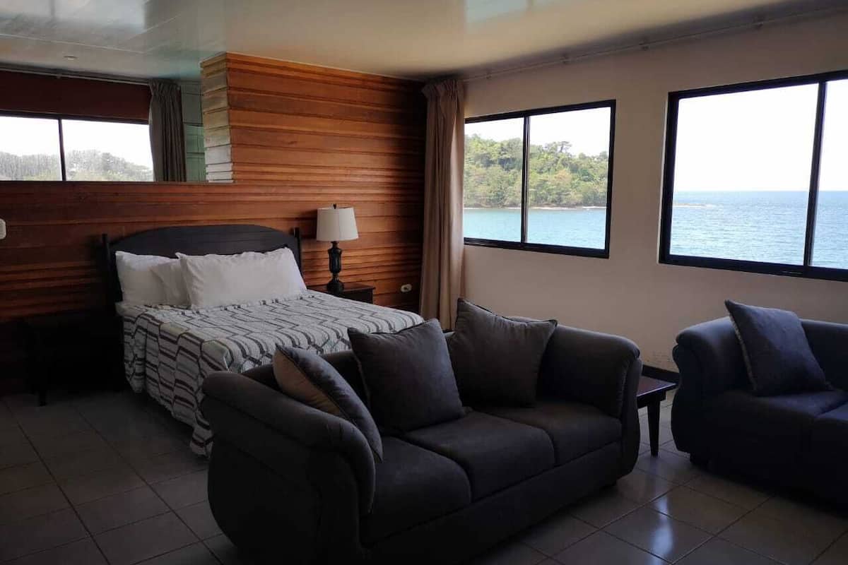 superior double room, 1 bedroom, ocean view, oceanfront | 1 bedroom, pillow-top beds, desk, free wifi