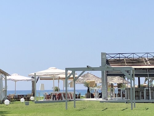 AM Beach House near Sea