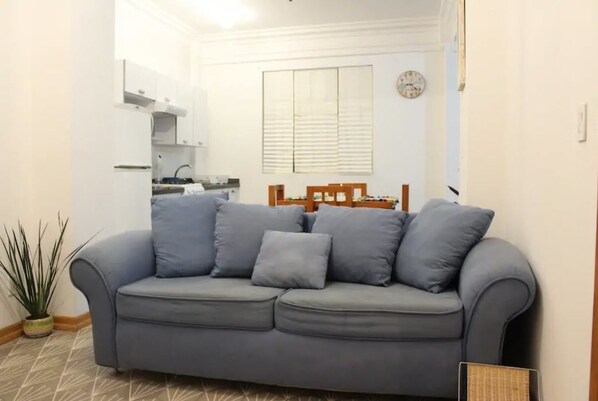 Appartement Ville, plusieurs lits | Salle de séjour