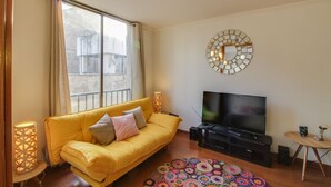 Standard Apartment, 1 Double Bed with Sofa bed | Living room - Apart en Chile Lastarria 70 (Santiago)