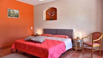 Comfort Double Room, 1 King Bed, Accessible, Non Smoking | 1 bedroom, premium bedding, individually decorated