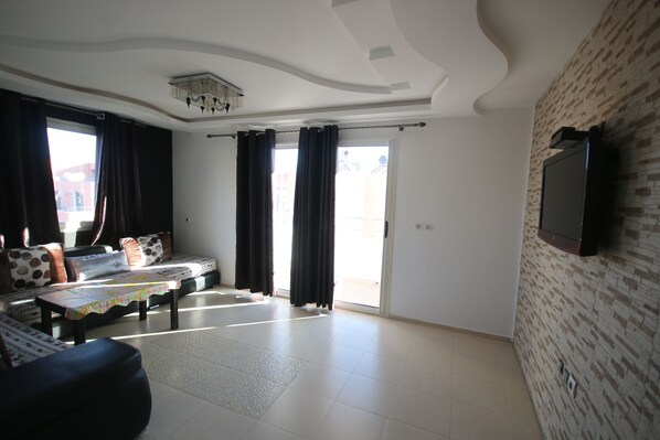 Premium Apartment, 1 Bedroom | Balcony - Résidence Triangulo (Tamri)