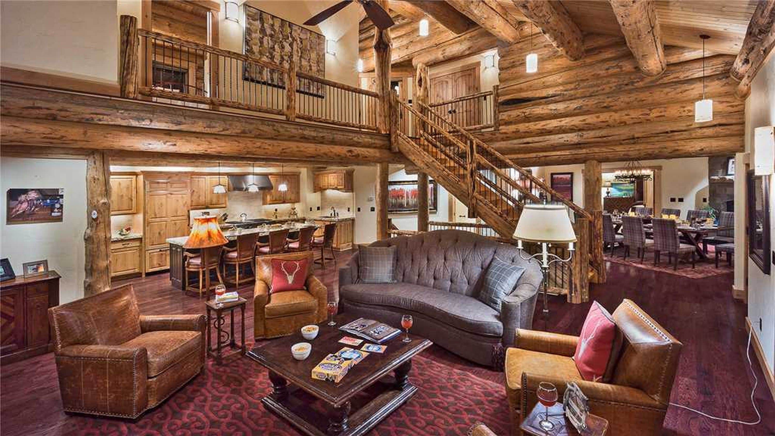 House, Multiple Bedrooms | Living room