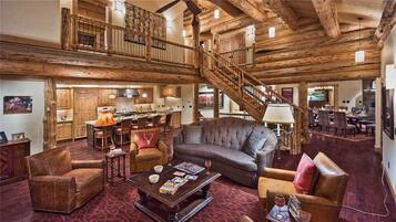 House, Multiple Bedrooms | Living room