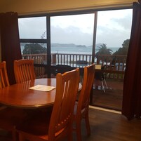 小屋, 1 间卧室, 海景 | 客房内用餐