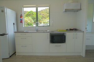 标准小屋, 海滨 | 私人厨房 | 大冰箱、微波炉、炉灶、电热水壶