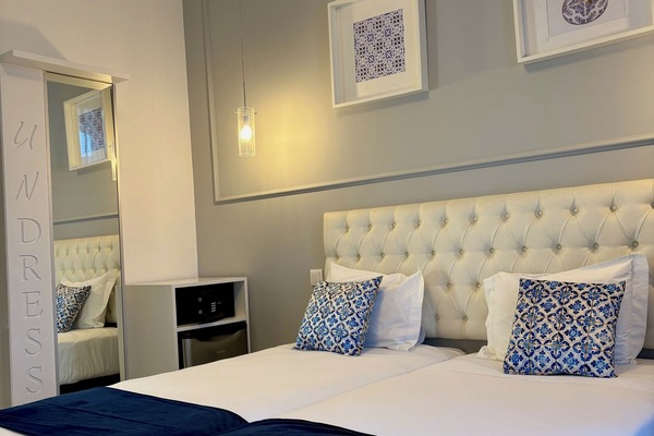 In-room safe, desk, blackout drapes, WiFi (free)