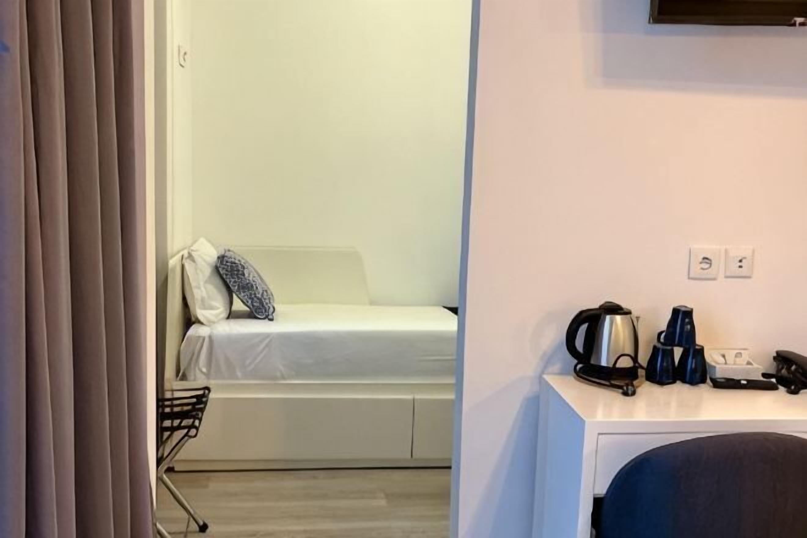 In-room safe, desk, blackout curtains, free WiFi