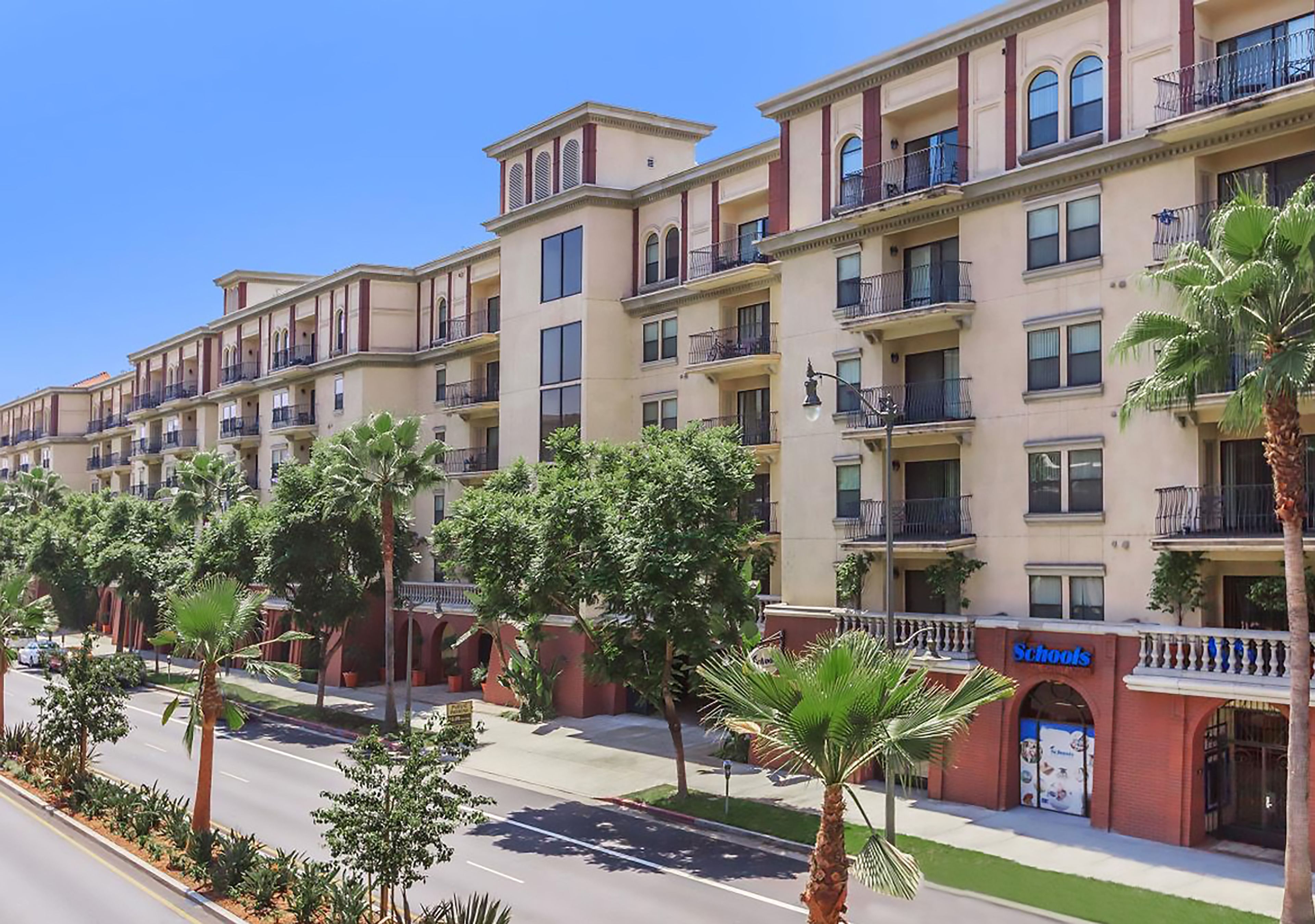 واجهة المنشأة