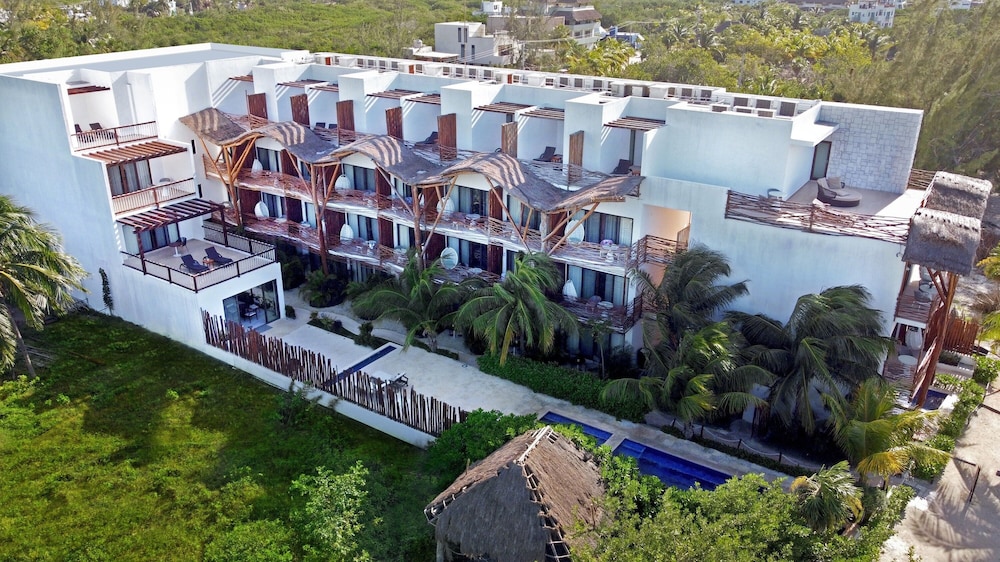 Mystique Holbox by Royalton, A Tribute Portfolio Resort by null