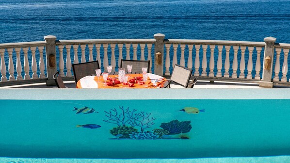 An infinity pool