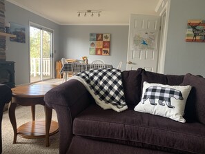 Smart-TV, peis, videospill og DVD-spiller