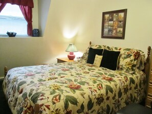 2 Schlafzimmer, Schreibtisch, Bügeleisen/Bügelbrett, kostenloses WLAN