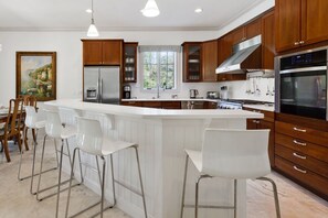 Fridge, microwave, oven, stovetop - Hidden Oasis | 4 Bedroom 3 Bath Private Pool Villa with Kids bedroom (Kissimmee)