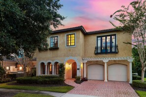 Exterior - Hidden Oasis | 4 Bedroom 3 Bath Private Pool Villa with Kids bedroom (Kissimmee)
