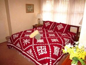 5 bedrooms, iron/ironing board, free WiFi, bed sheets