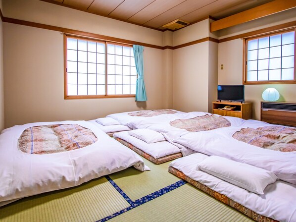 Japanese Room - Quadruple