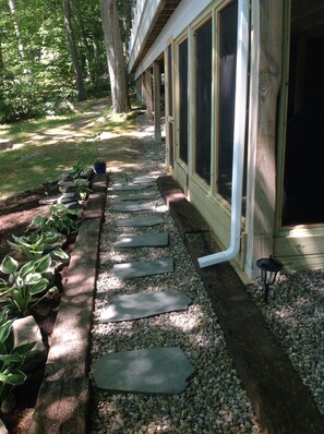 Exterior detail - Quiet Riverfront getaway to enjoy Midcoast Maine! (Damariscotta)