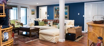 Quiet Riverfront getaway to enjoy Midcoast Maine!