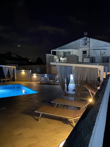 Venecia 30 minutos de aplicación. en chalet con piscina en jardín de 10.000 m