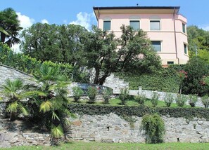 Esterni