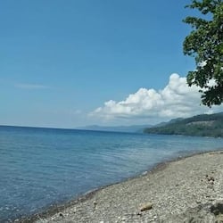 Pantai persendirian