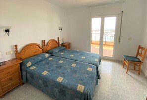 3 habitaciones, tabla de planchar con plancha y wifi gratis 