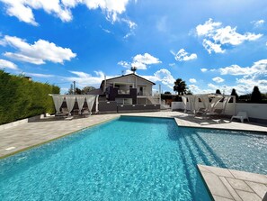 Outdoor pool - Country villa app. with POOL, A/C,WIFI, PARK and 28sqm PRIVATE TERRACE. (Casalserugo)
