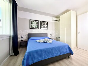 2 bedrooms, in-room safe, iron/ironing board, free WiFi - Country villa app. with POOL, A/C,WIFI, PARK and 28sqm PRIVATE TERRACE. (Casalserugo)