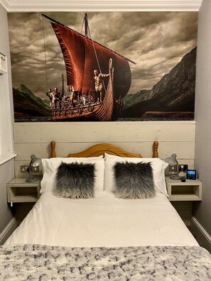 Double Room, Ensuite - Vikings Accommodation (York)