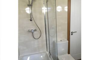 Appartamento, bagno privato (Oak Lodge) | Bagno