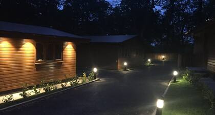 Shellow Lane Lodges