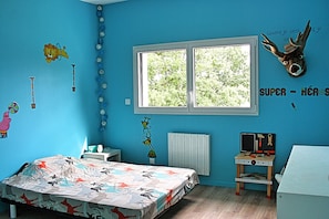 3 Schlafzimmer, Bügeleisen/Bügelbrett, Internetzugang, Bettwäsche