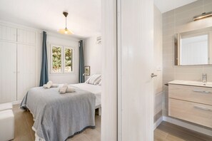 3 bedrooms, desk, iron/ironing board, WiFi - ▶️ Encantador chalet en Binibeca Vell ❤️ (Binibequer)