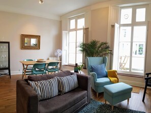 Unclassified image, 5 of 19, button - Spacious Loft With Balcony in Central London (London)
