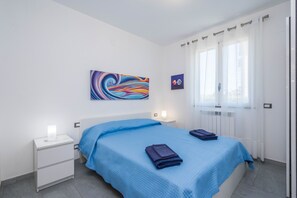 3 bedrooms, iron/ironing board, WiFi