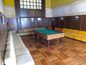 Games room - Anna lake view apartment with pool (Oggebbio)