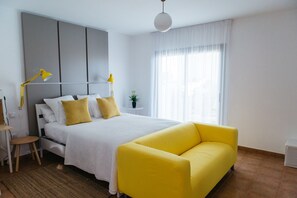 5 chambres, fer et planche à repasser, Wi-Fi gratuit, draps fournis