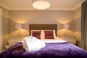 2 dormitorios, tabla de planchar con plancha, wifi y ropa de cama