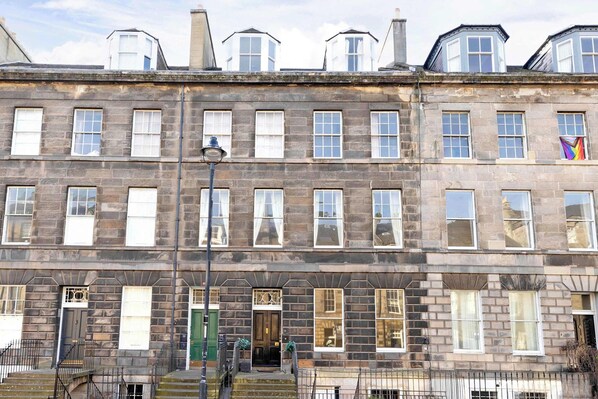 Exterior - Chic and Spacious House at the Heart of the City (Edinburgh)