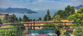 Bella apartment in the center of Stresa