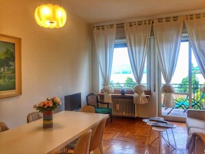 Interior - Bella apartment in the center of Stresa (Stresa)